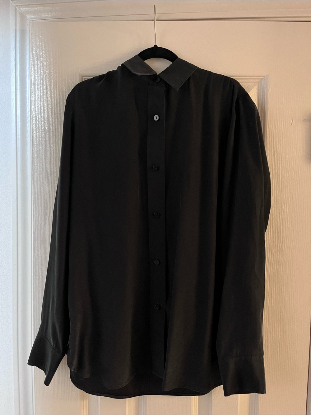 Women’s 100% Silk Black Long-Sleeve Button-Up Shirt